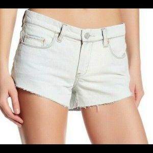 BLANK NYC denim shorts size 27